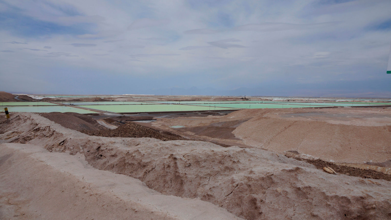Story: "Erkundungsreise in die Lithium-Wüste von Chile"