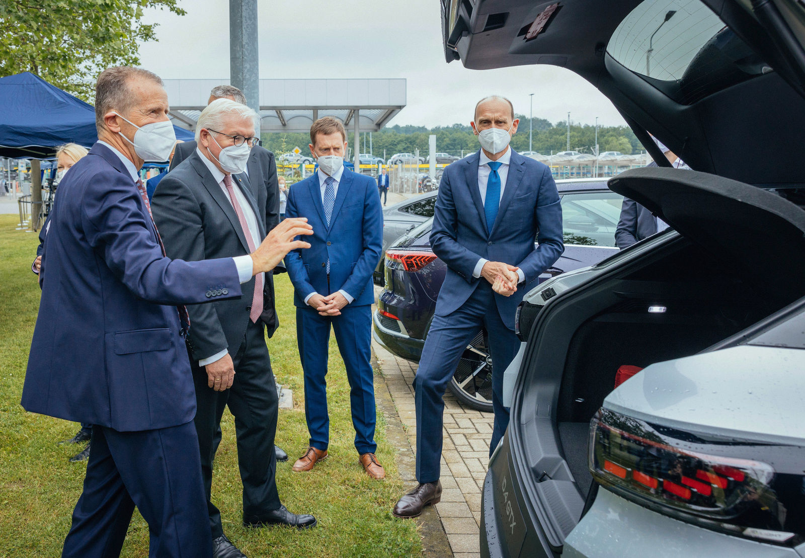 E-Auto-Werk Zwickau: Bundespräsident Steinmeier informiert sich über Transformation