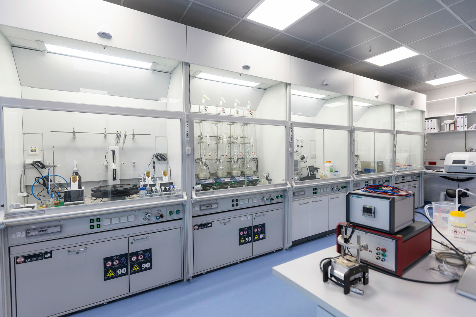 Eröffnung Batterielabore | Nasschemische Analysengeräte zur Quantifizierung der Batterieinhaltsstoffe