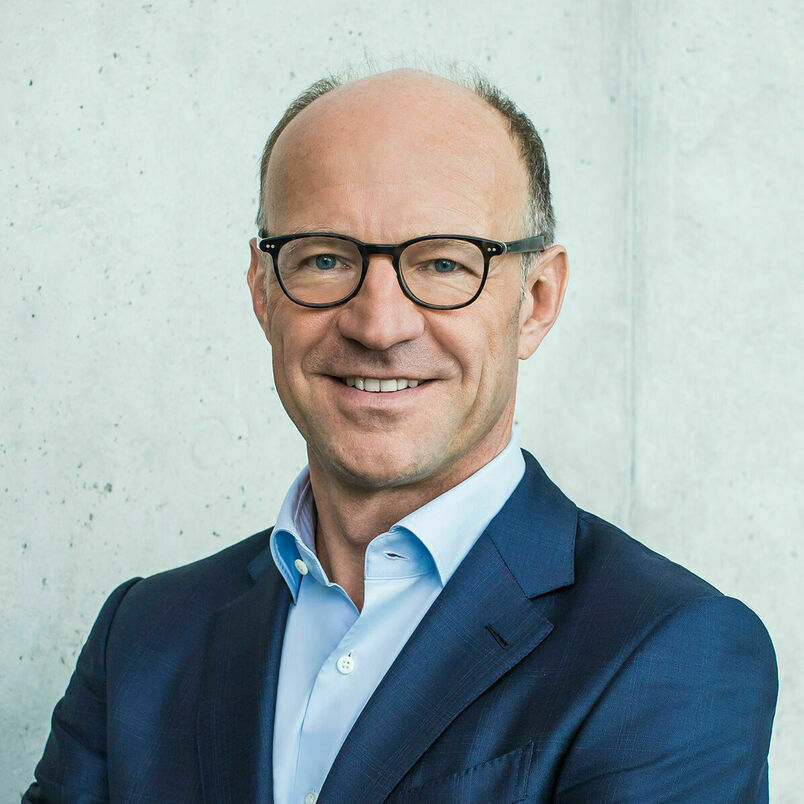 Portrait of Dr. Arno Antlitz, CFO and COO Volkswagen Group