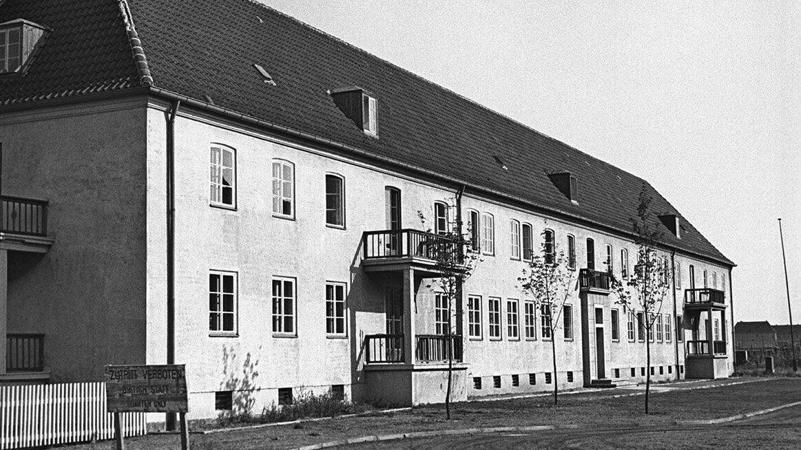 Chronicle 1947: Officers’ mess in Wolfsburg