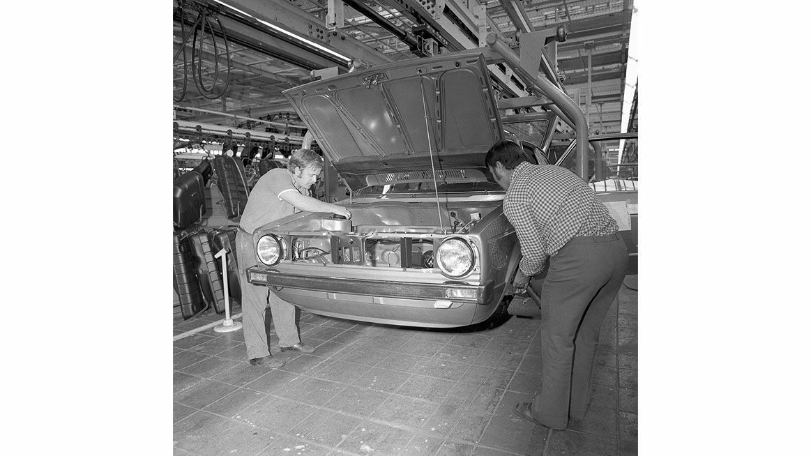 Chronicle 1974: Golf assembly in Hall 12