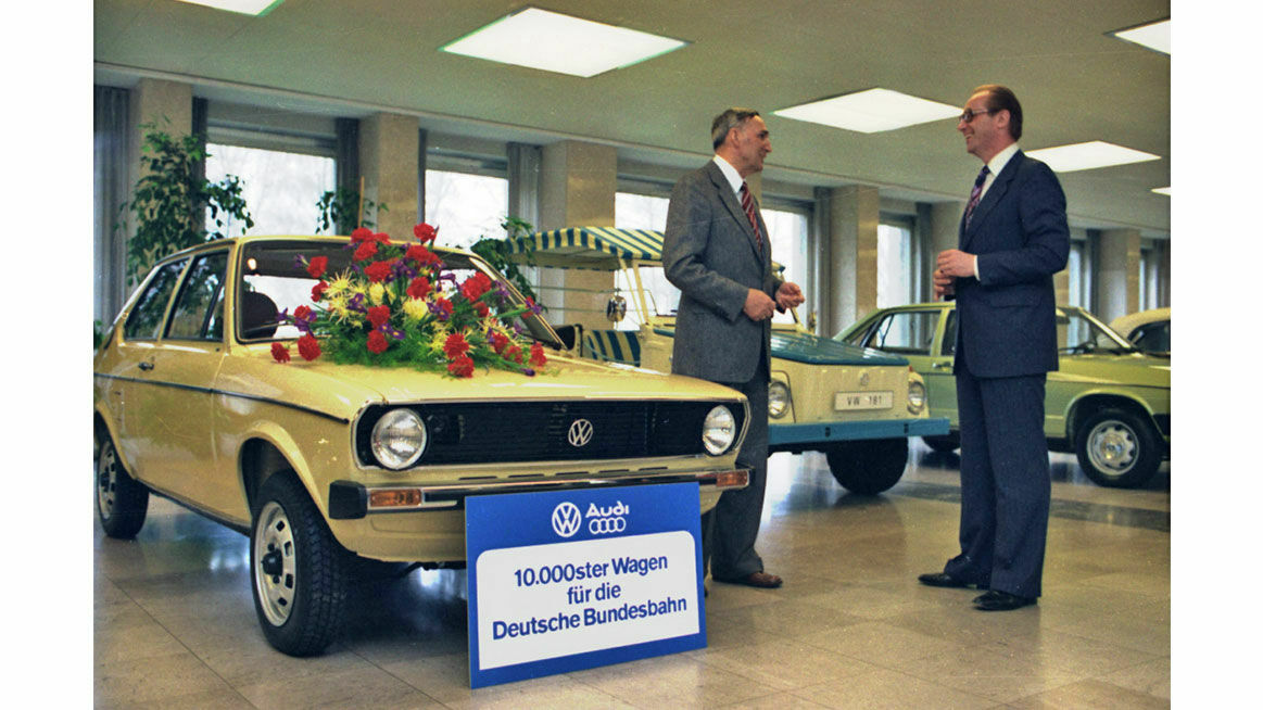 Chronik 1977: 10.000 Volkswagen für die Deutsche Bundesbahn