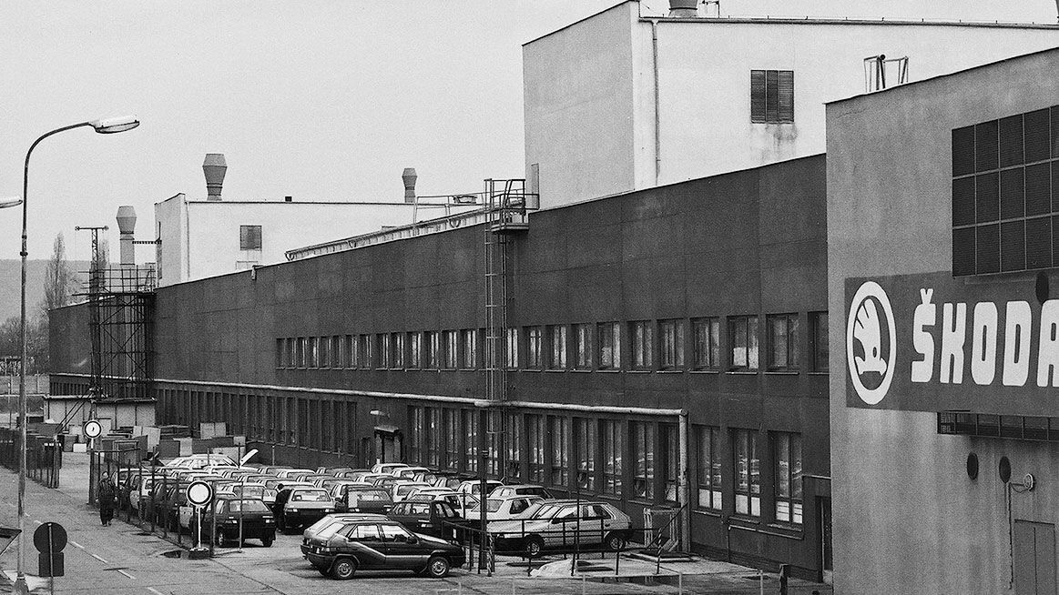 Chronicle 1990: Škoda plant in Mladá Boleslav