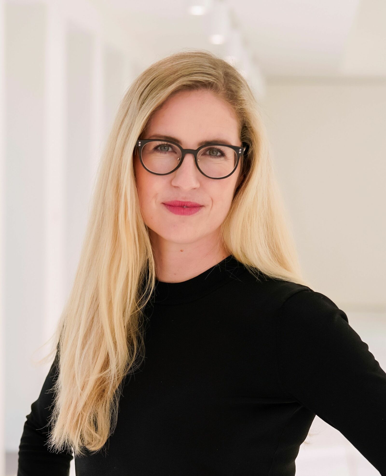 Dr. Anika Stappenbeck