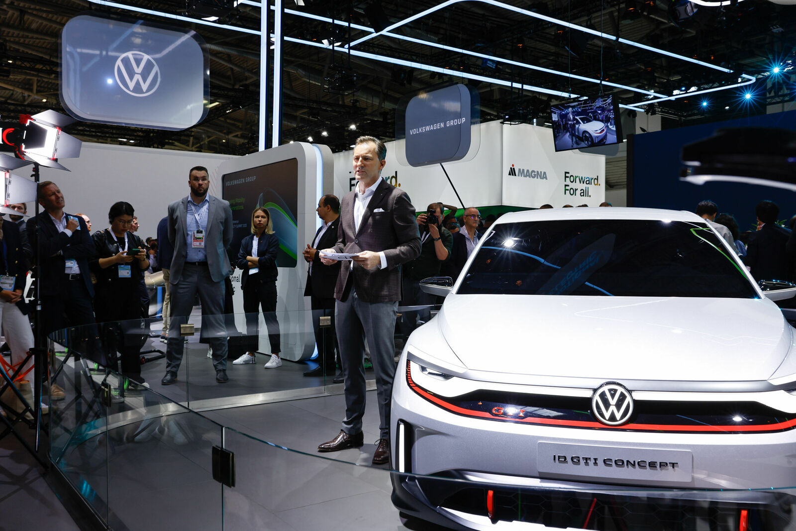 Thomas Schäfer, CEO of the Volkswagen Passenger Cars Brand, Member of the Volkswagen AG Board of Management in charge of the Brand Group Core, with Volkswagen ID.2 all GTI