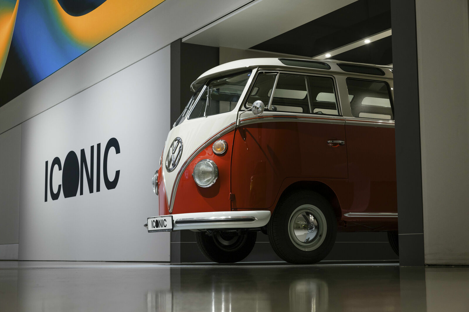 Ikonen im DRIVE. Volkswagen Group Forum: Vernissage & Panel-Talk mit Oliver Blume, Vorstandsvorsitzender der Volkswagen AG, zur neuen ICONIC Ausstellung
