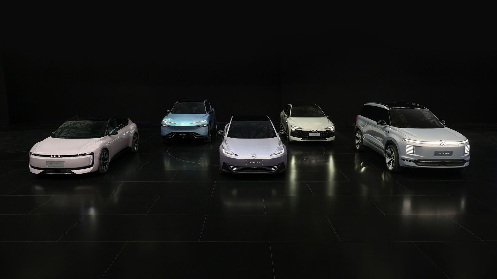 Group Night Auto Shanghai 2025