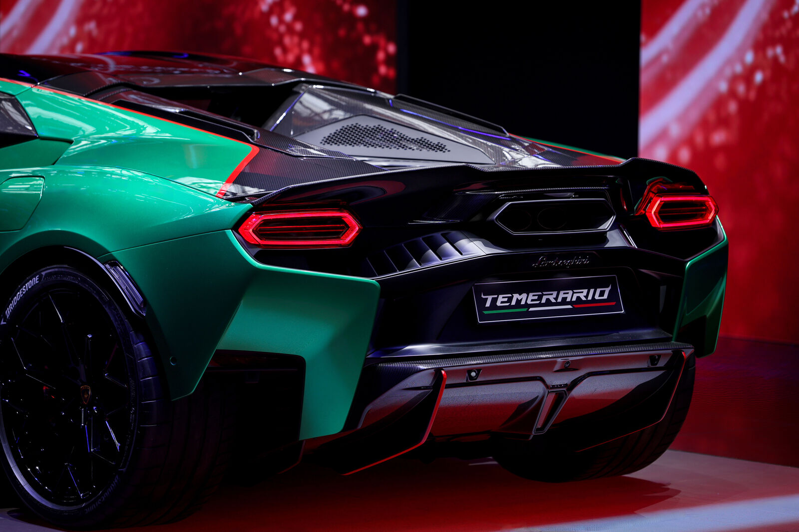 Group Night Auto Shanghai 2025
