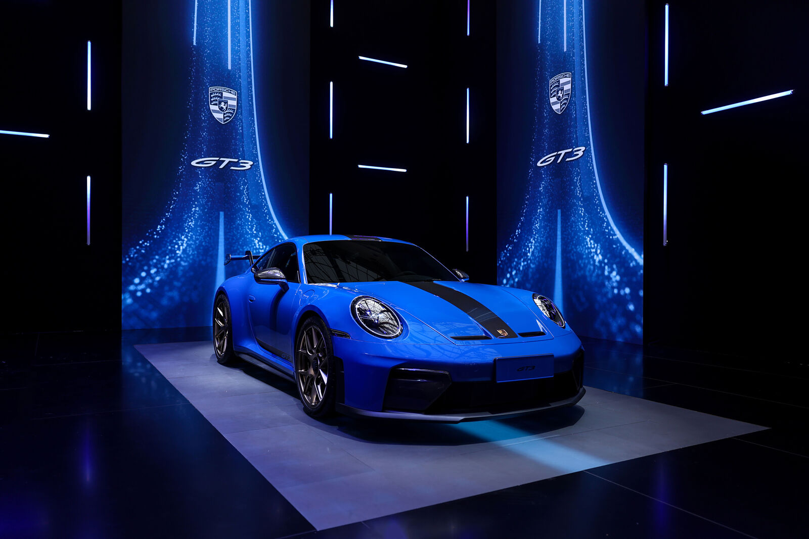 Group Night Auto Shanghai 2025