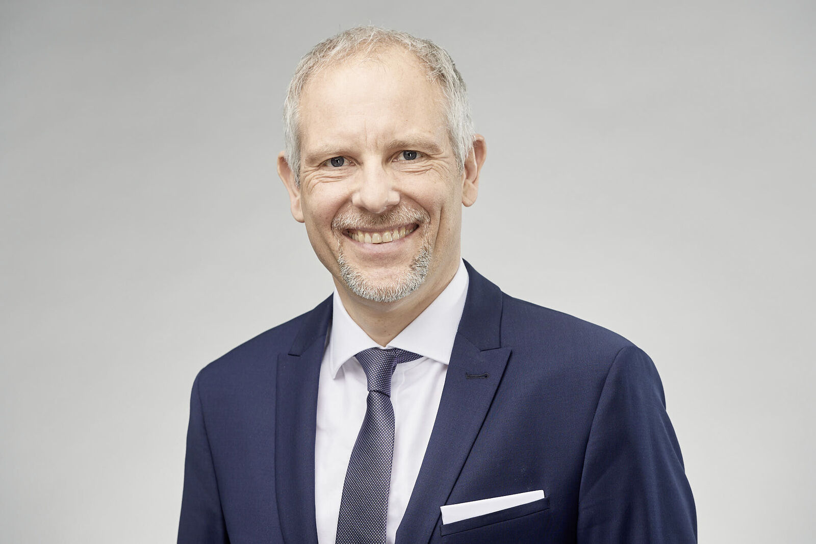 Stefan Mecha becomes new Chairman of the Board of Management of the Volkswagen Commercial Vehicles brand