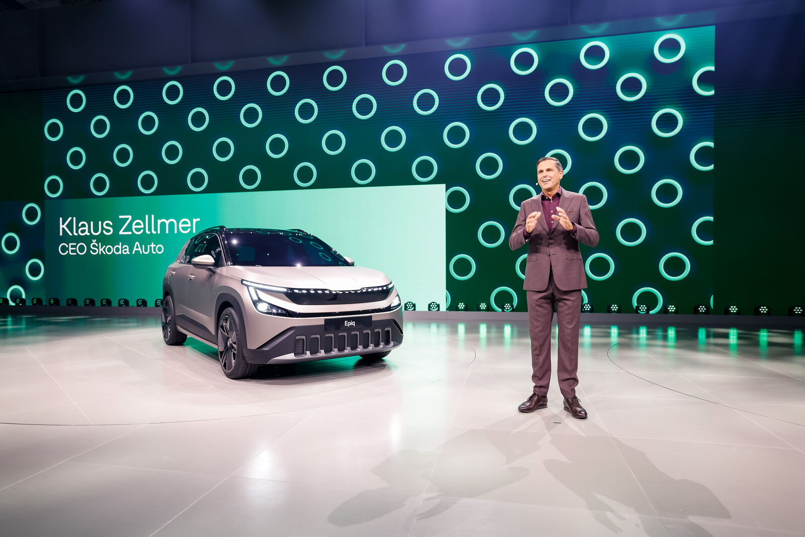 Klaus Zellmer mit dem Škoda Epiq