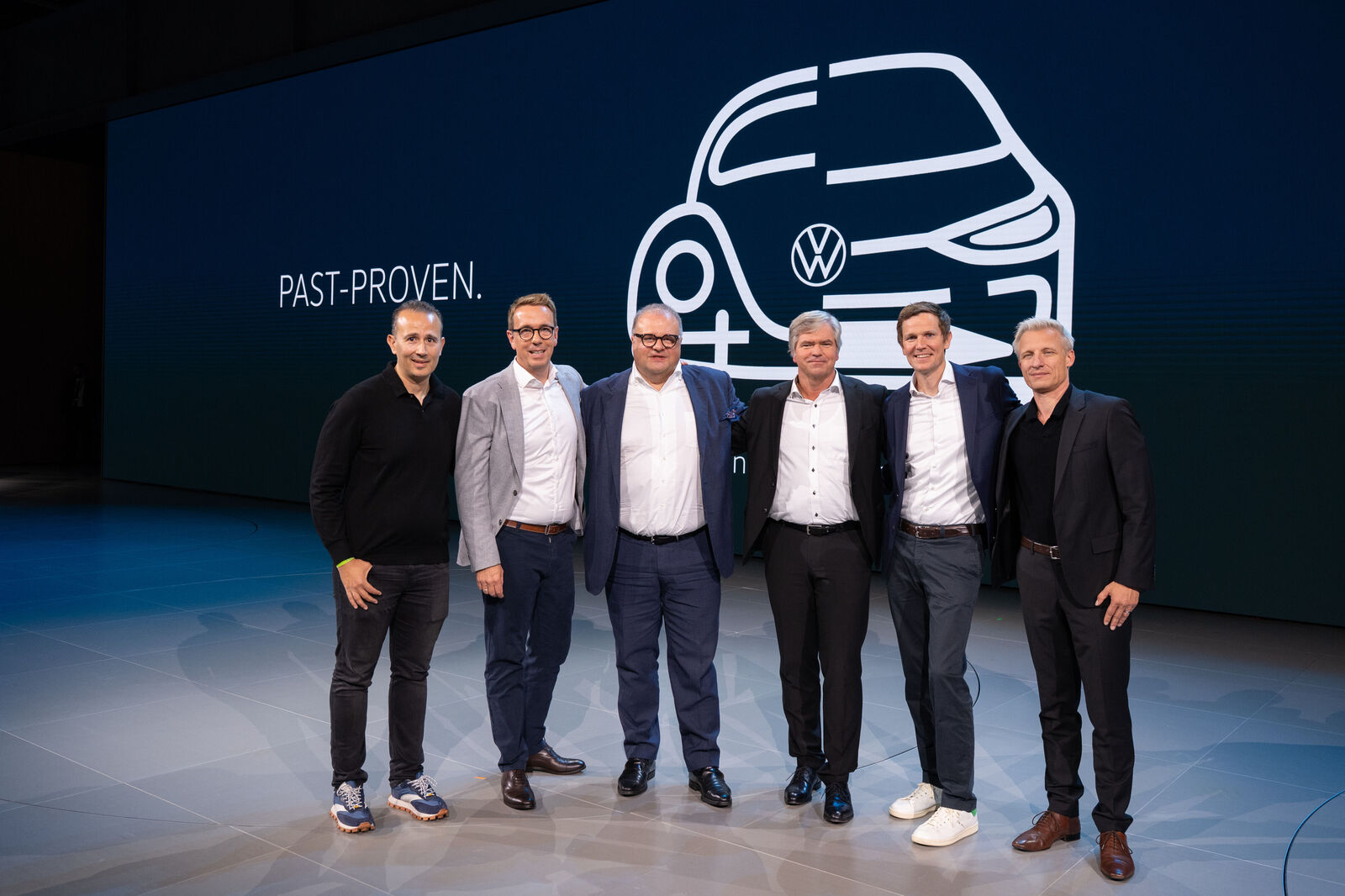 Wassym Bensaid, Carsten Helbing (co-CEOs Rivian and Volkswagen Group Technologies); Karsten Schnake (Skoda Auto); Dirk Große-Loheide, Volker Lages, Michael Schmid (Volkswagen Group)