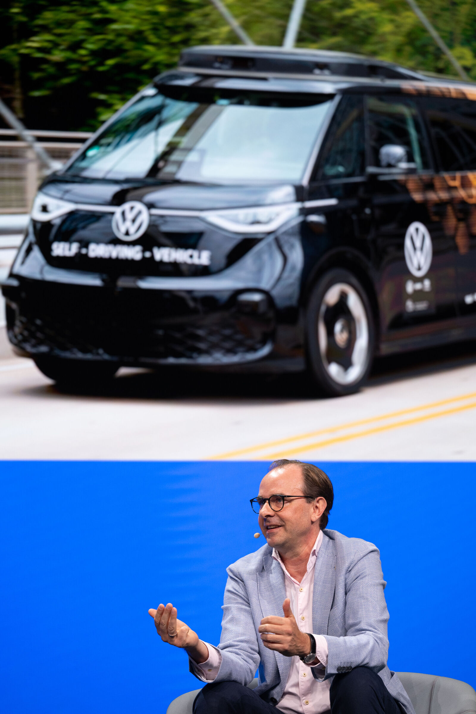 Henrik Falk, Vorstandsvorsitzender der Berliner Verkehrsbetriebe, beim Panel Talk zu autonomer Mobilität auf der IAA Mobility