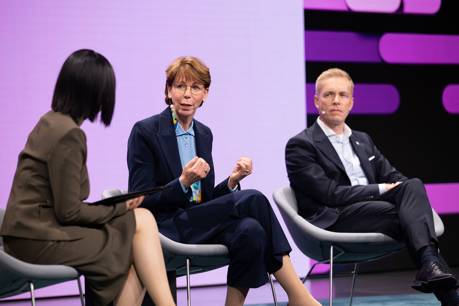 11. September - Panel Talk: Designing Cars in the Cloud