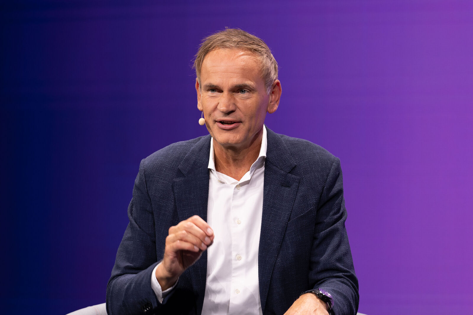 Oliver Blume (CEO, Volkswagen Group & Porsche AG) beim Panel Talk: ADAS for ALL