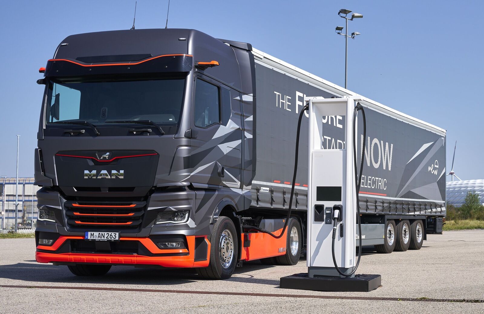 Charging infrastructure: More and more eTrucks in use