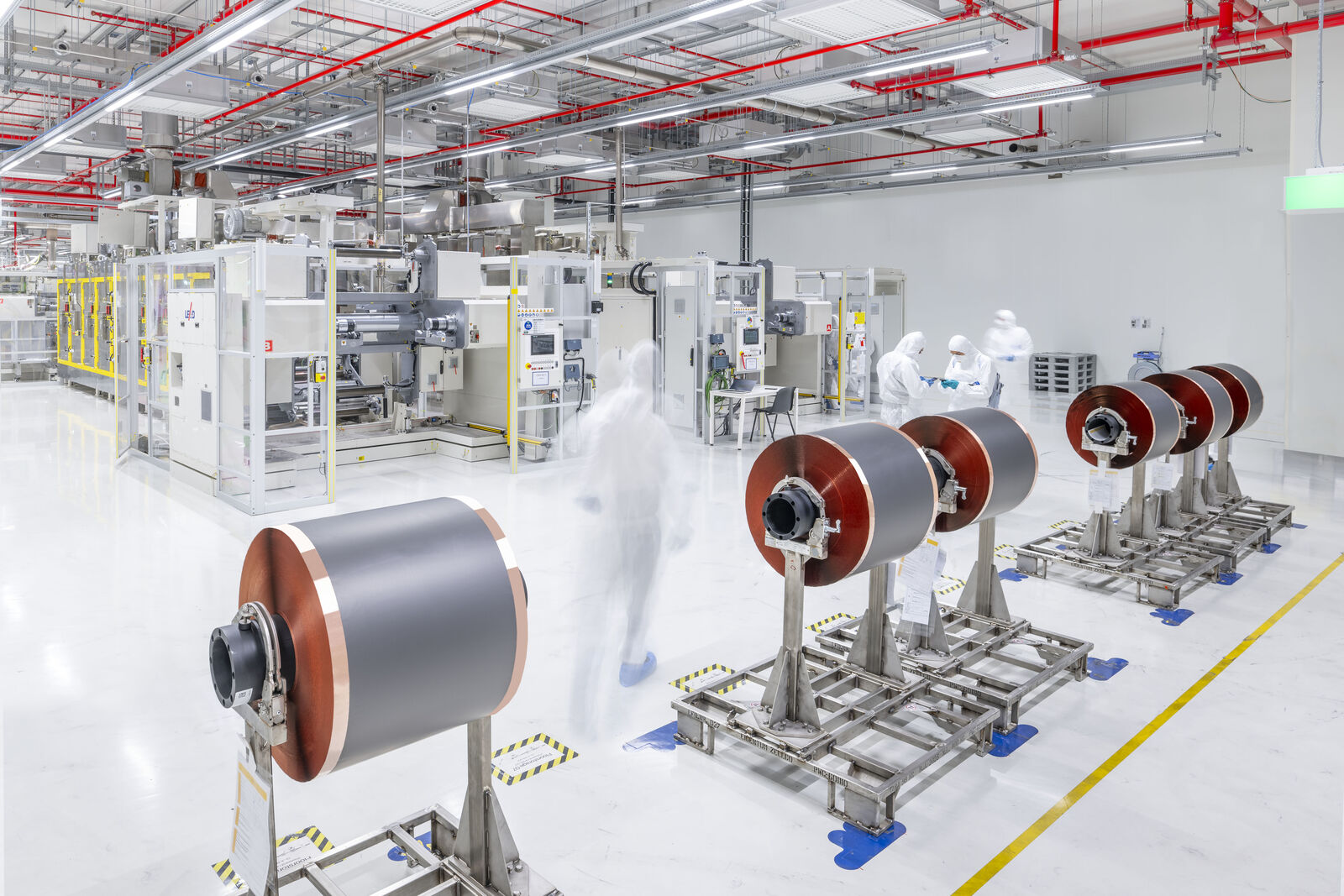 Start of European battery cell production: PowerCo commissions Salzgitter gigafactory