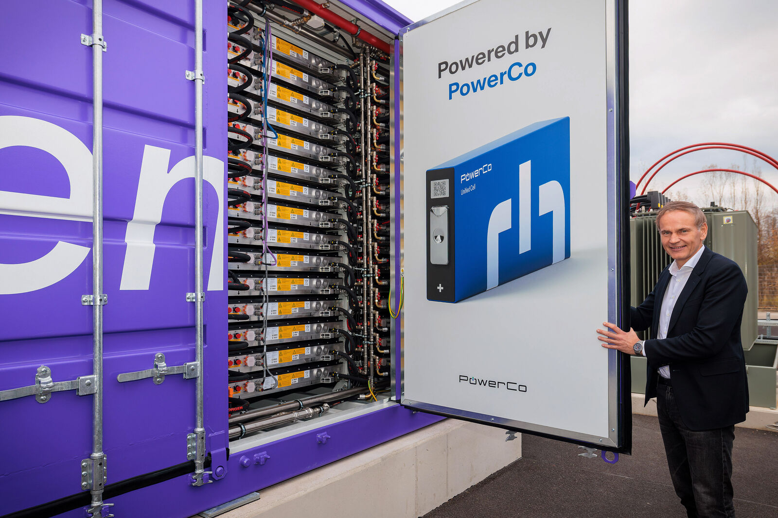 Elli PowerCenter: Volkswagen Group nimmt ersten Großspeicher in Betrieb und startet Energiehandel