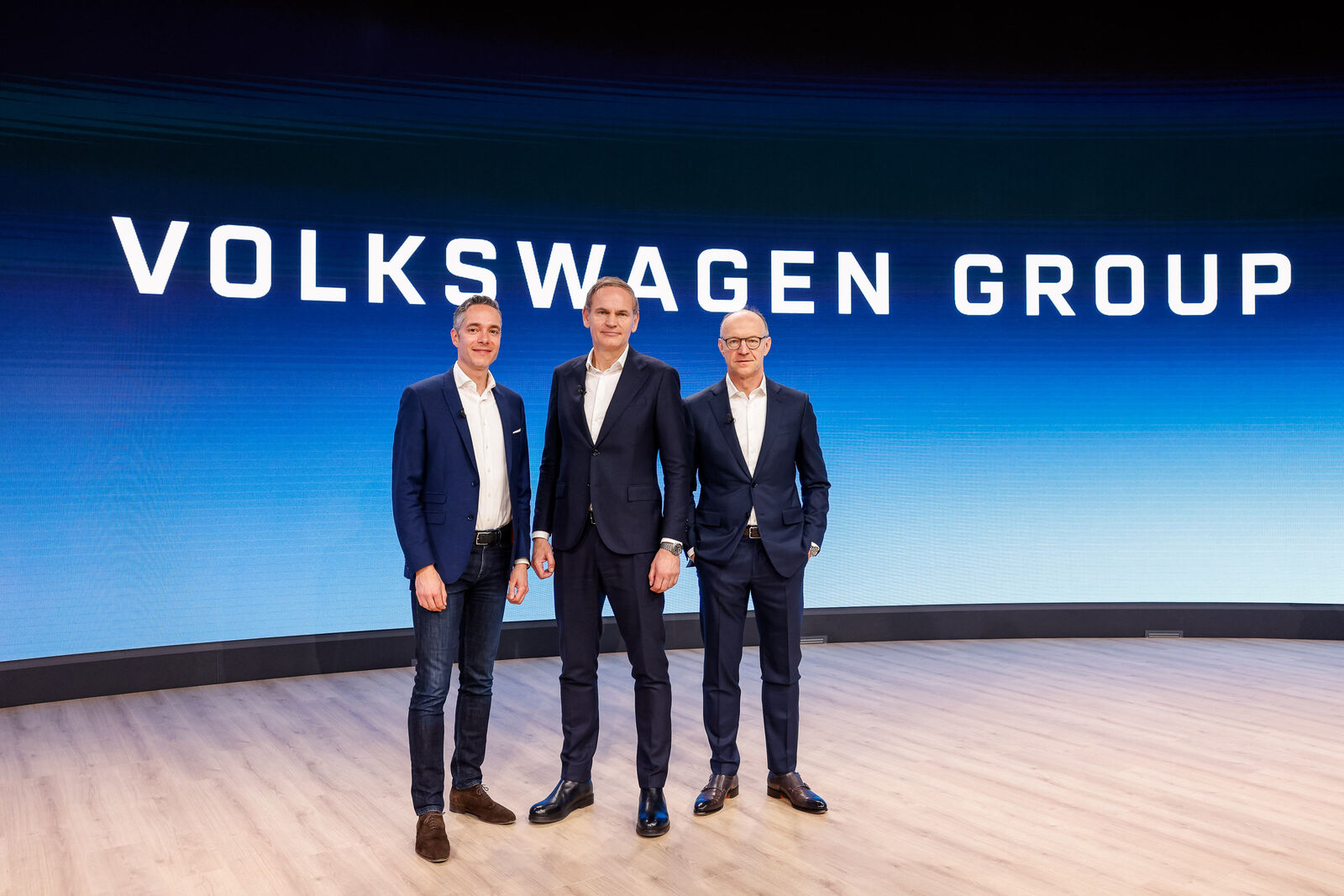 Sebastian Rudolph, Leiter Global Group Communications, Oliver Blume CEO Volkswagen Group und Arno Antlitz CFO & COO Volkswagen Group