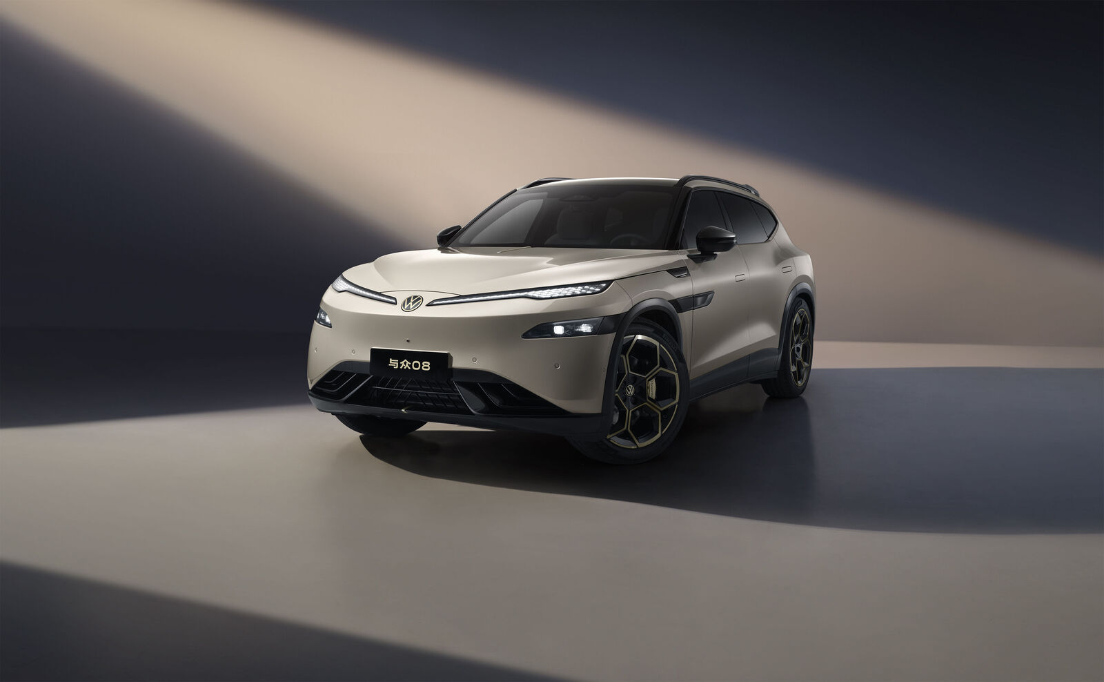 The ID.UNYX 08 is now rolling off the production line at Volkswagen Anhui in Hefei, China.