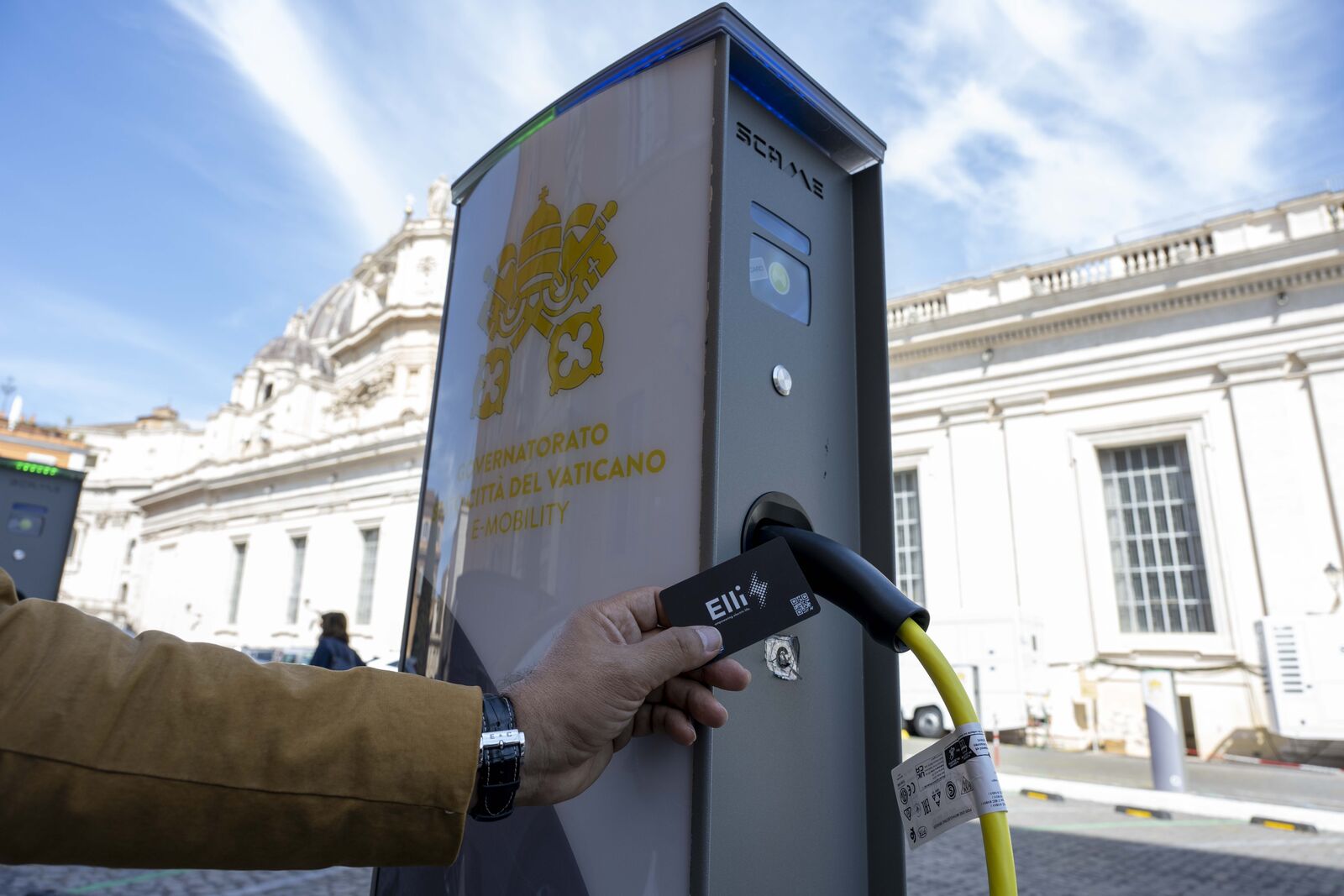 Elli Ladelösungen für die elektrische Fahrzeugflotte des Vatikans