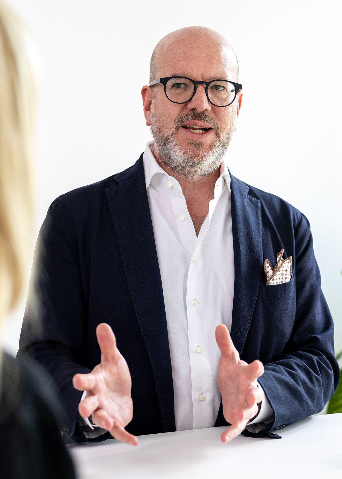 Rolf Woller (Head of Group Treasury and Investor Relations)