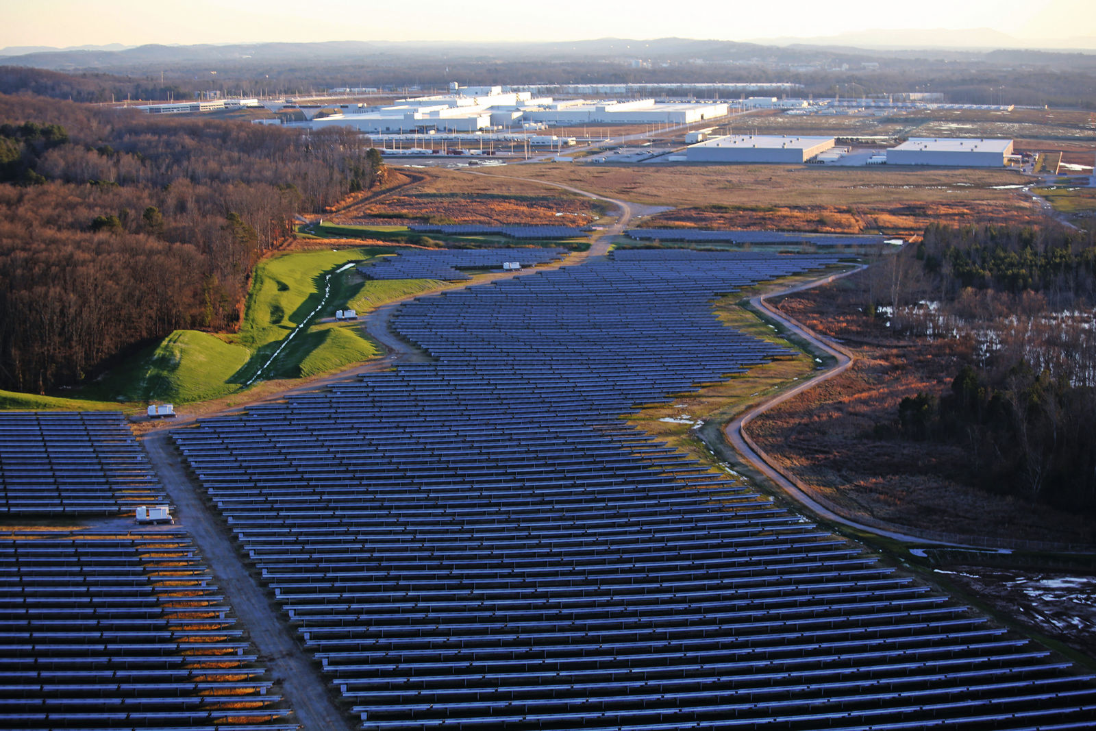 Volkswagen eröffnet Groß-Solarpark in den USA