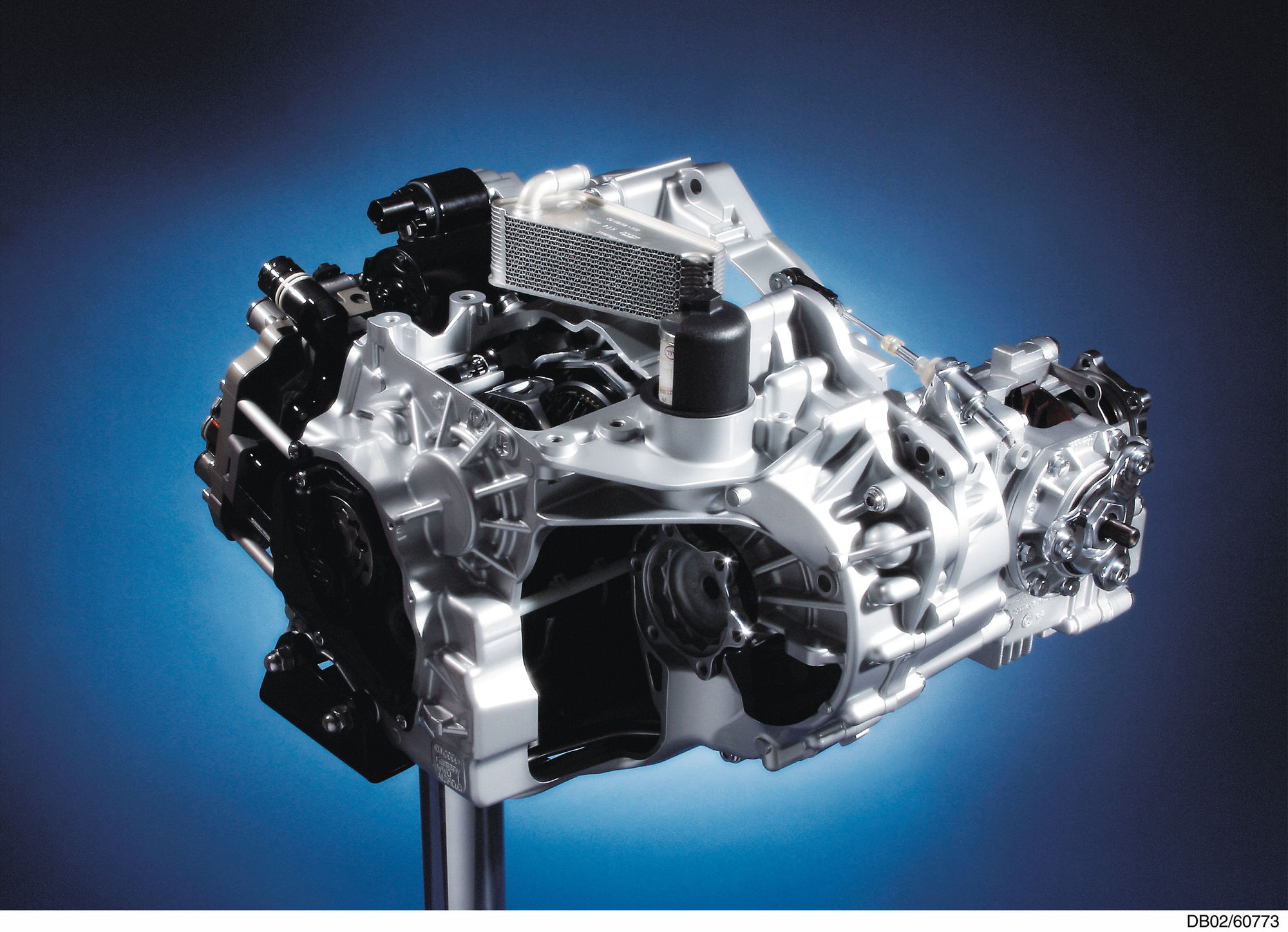 Volkswagen 6-speed DSG: sectioned model of gearbox unit | Volkswagen ...