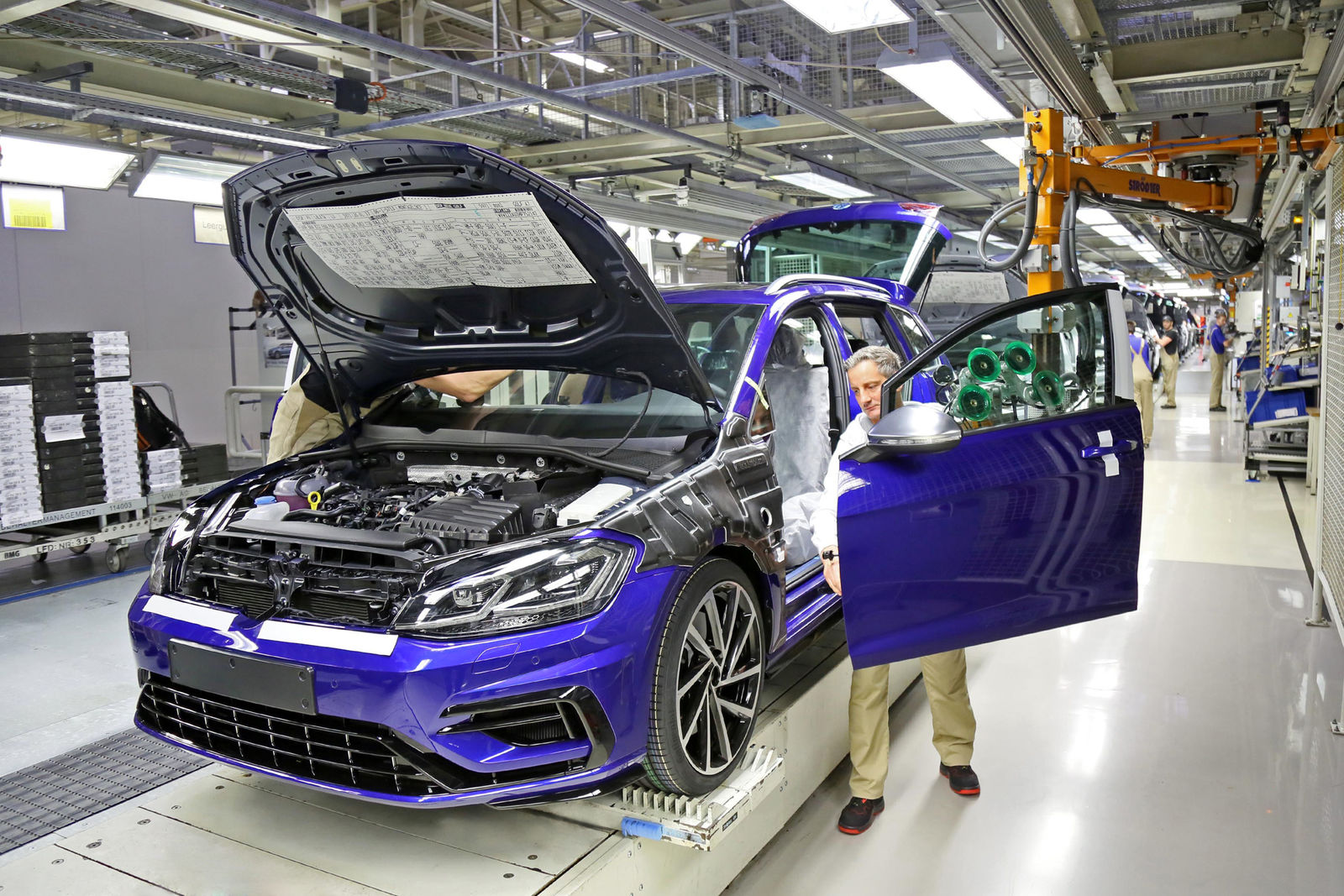Story: "Größtes Trainingslager der Automobilindustrie"