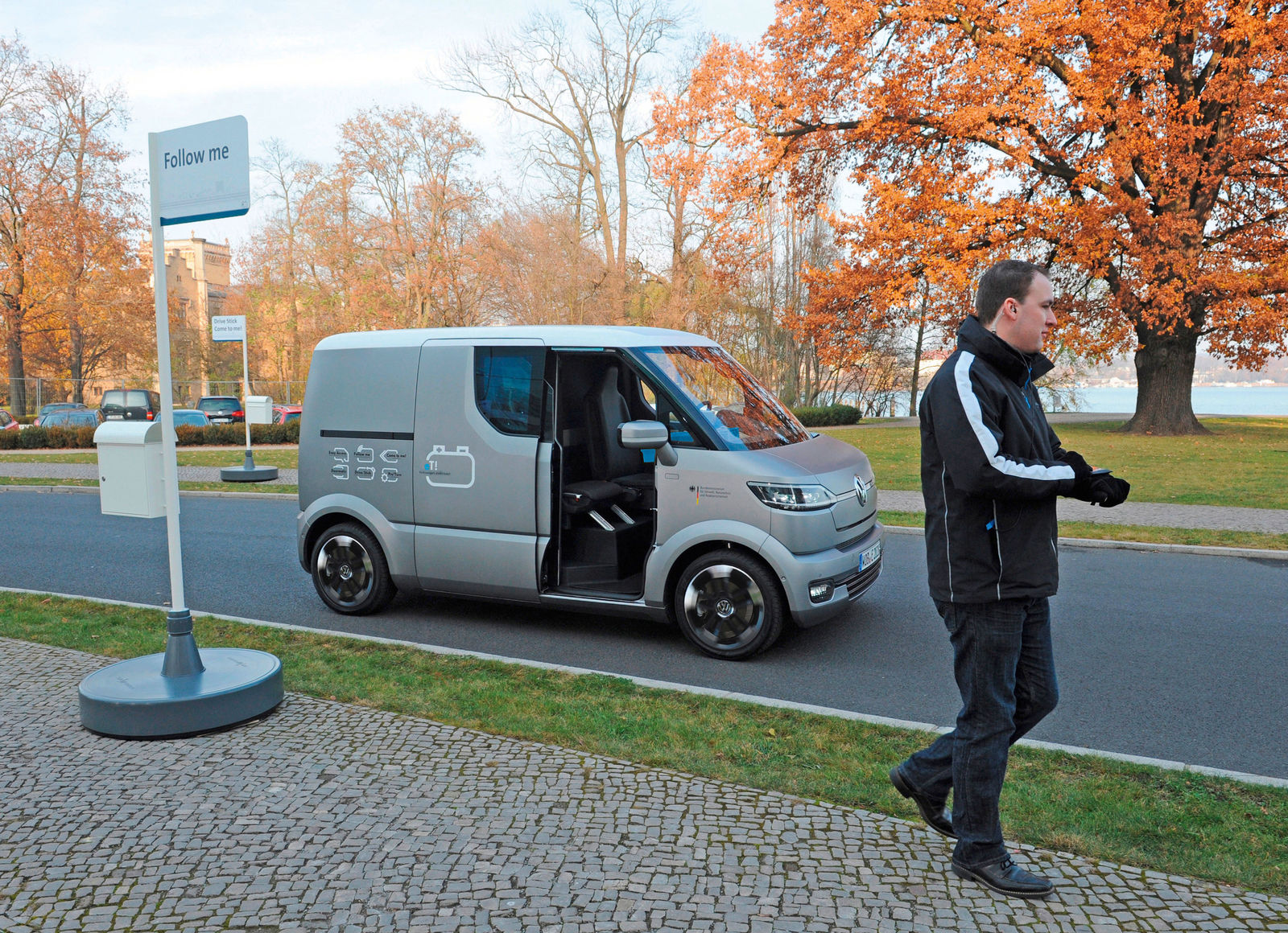 Präsentation des Forschungsfahrzeug eT! in Potsdam