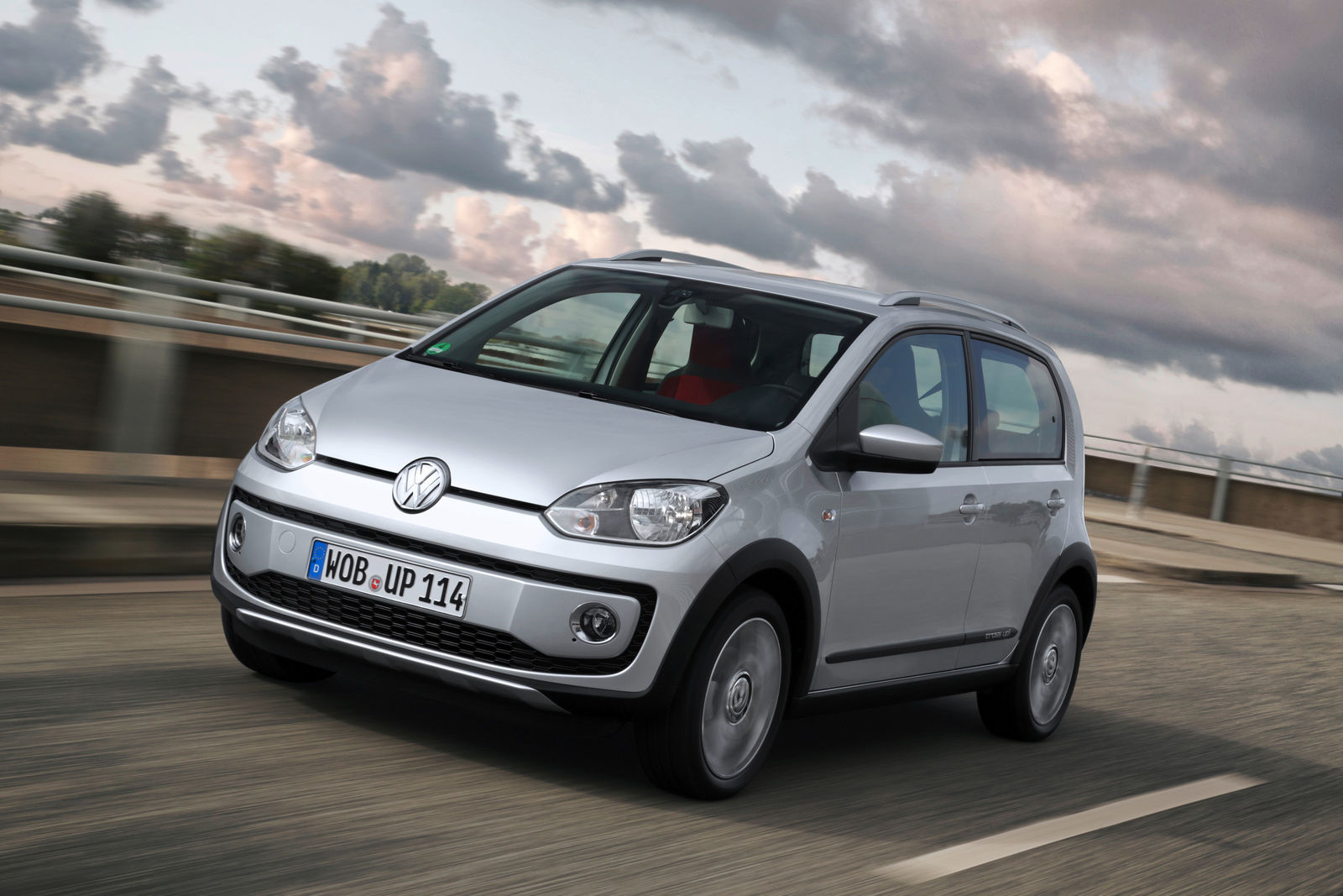 Volkswagen cross up!