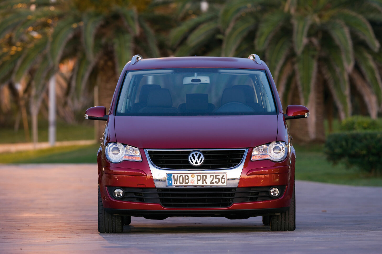 Plenty of room for good ideas – a look back at 20 years of the Volkswagen  Touran