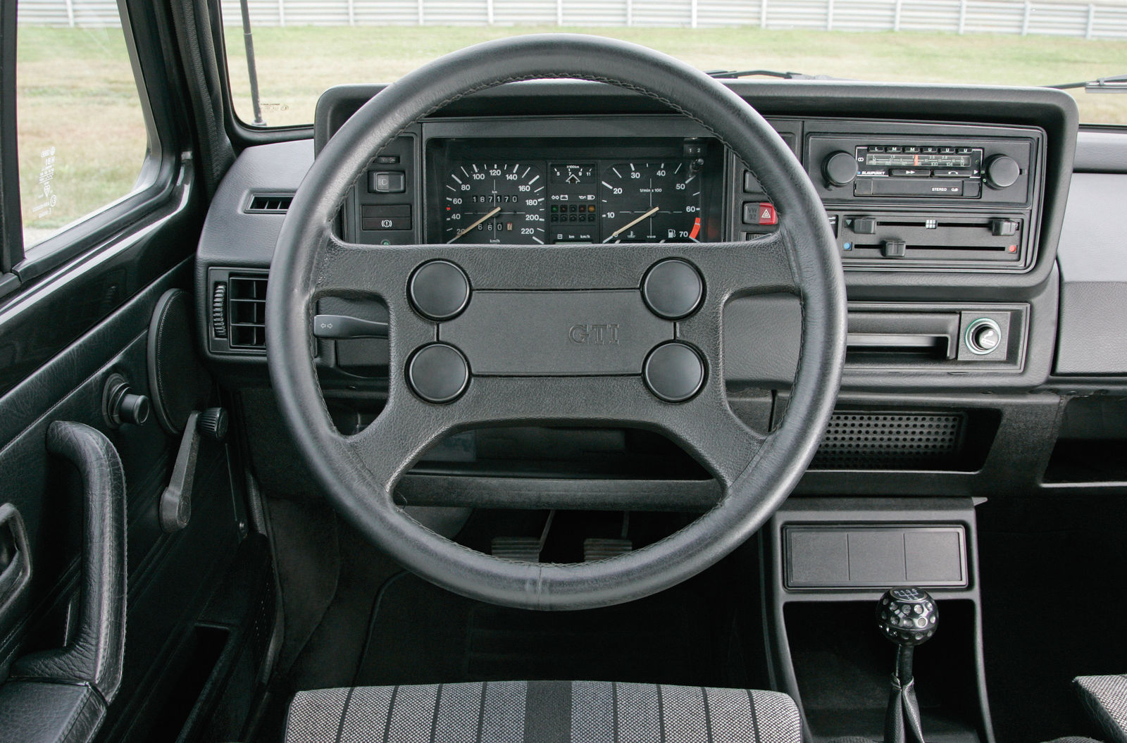 Der Volkswagen Ur GTI Pirelli von 1983