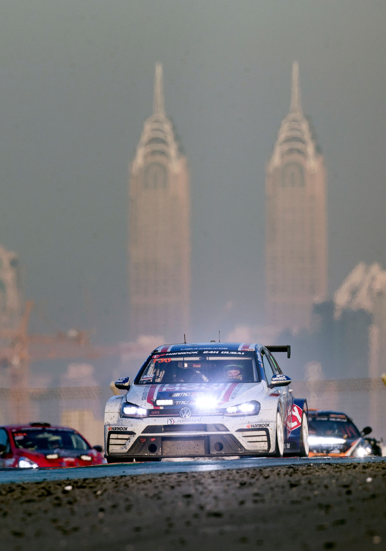 Klassensieg für den Golf GTI TCR beim 24 Std Rennen in Dubai