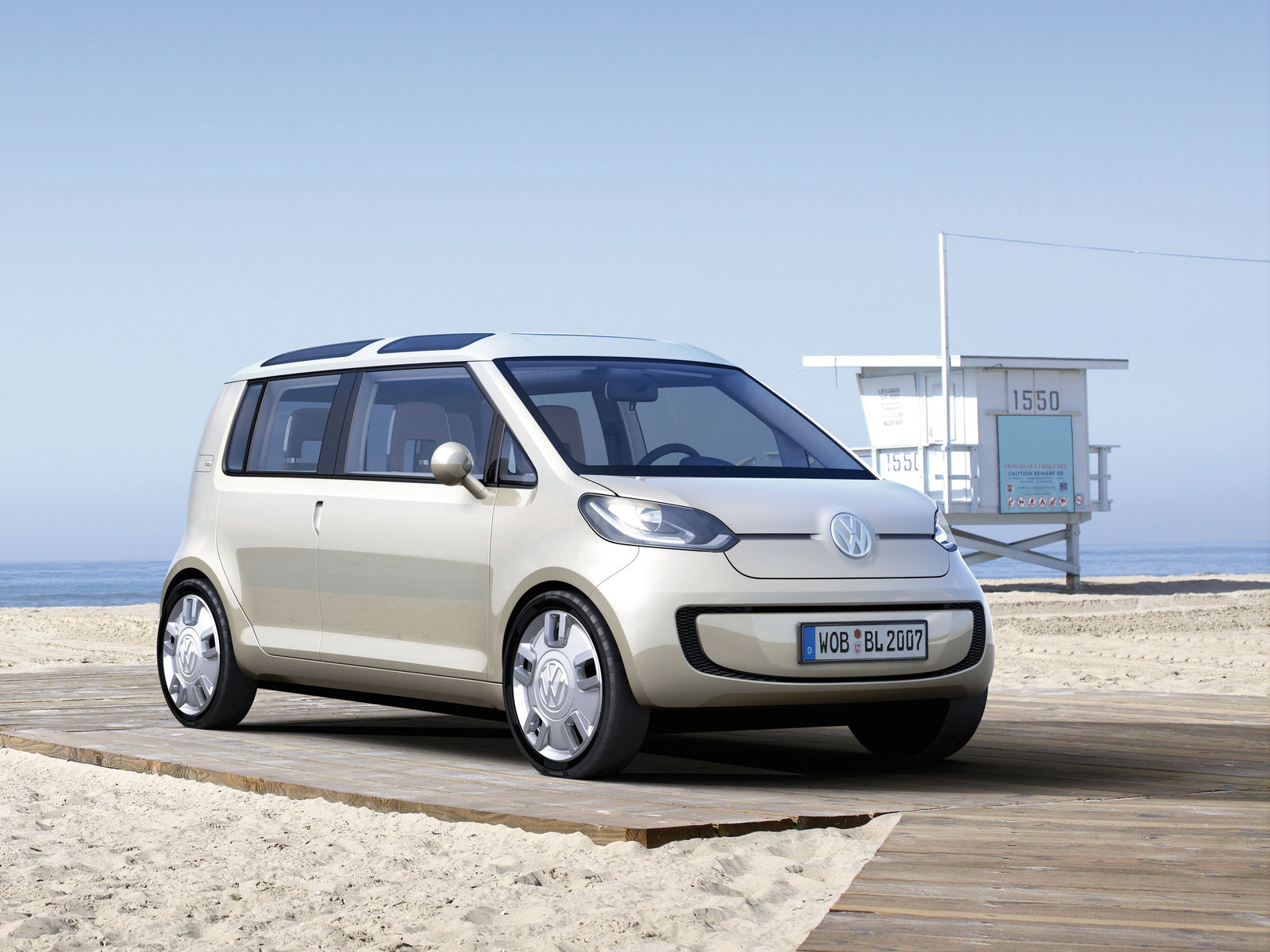 Volkswagen study space up! blue