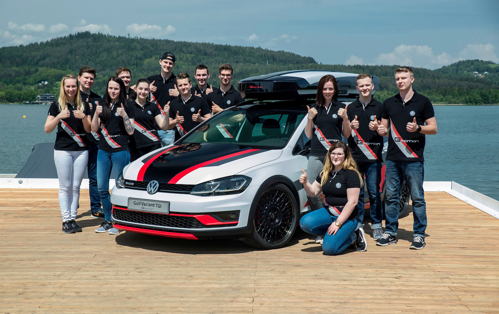 Double premiere at GTI meeting – apprentices from Wolfsburg and Zwickau present the Golf show cars they have developed