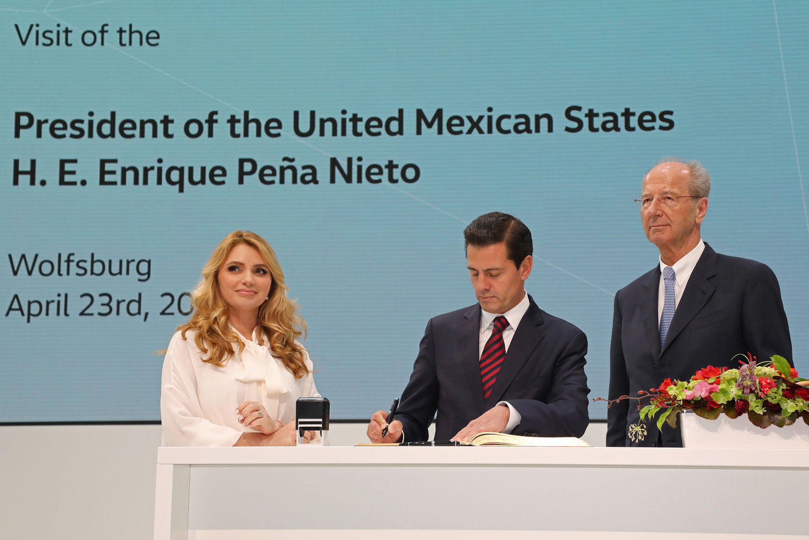 Mexican President Enrique Peña Nieto visits Volkswagen