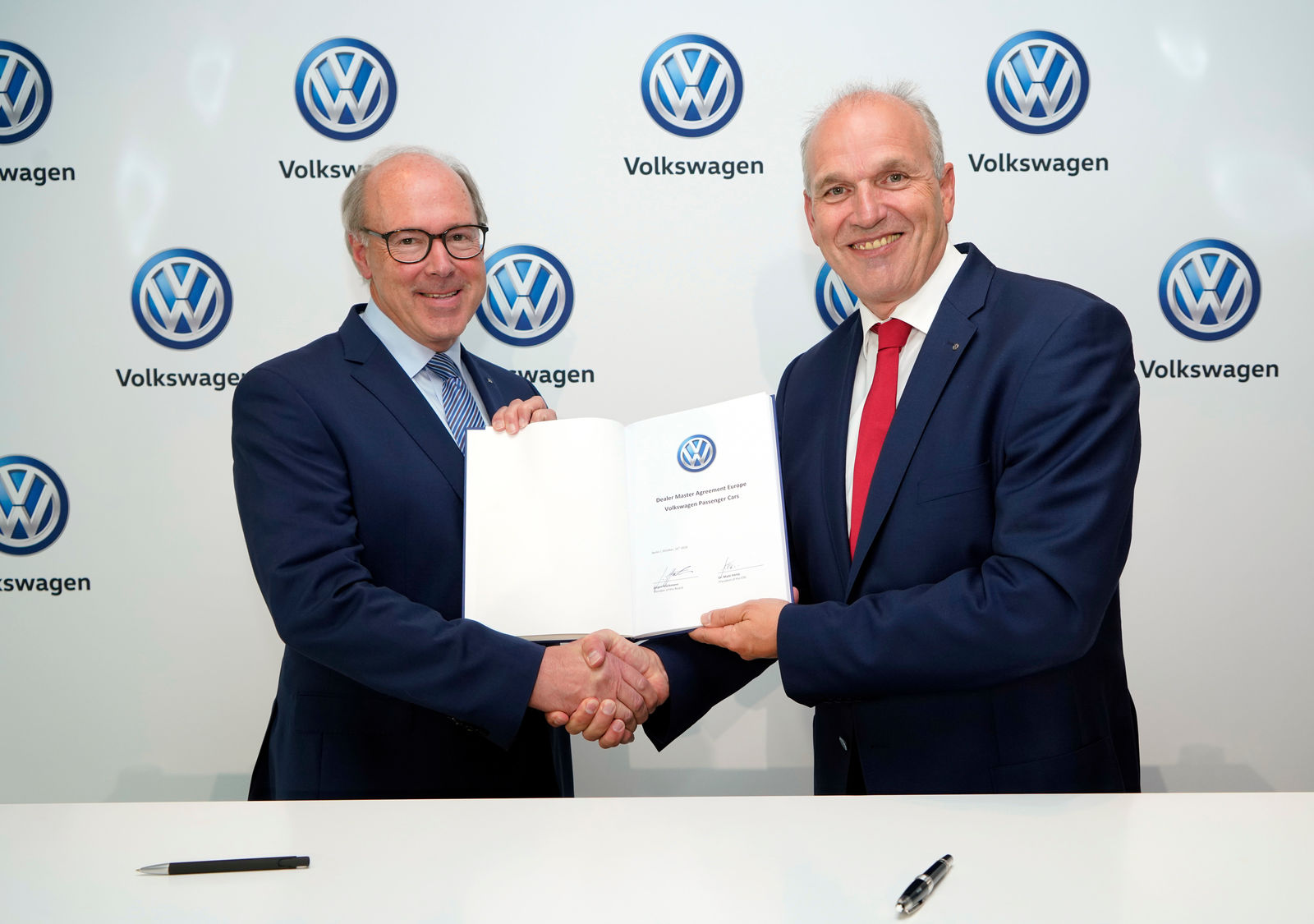 Volkswagen digitalizes sales – New era of car buying to start in 2020