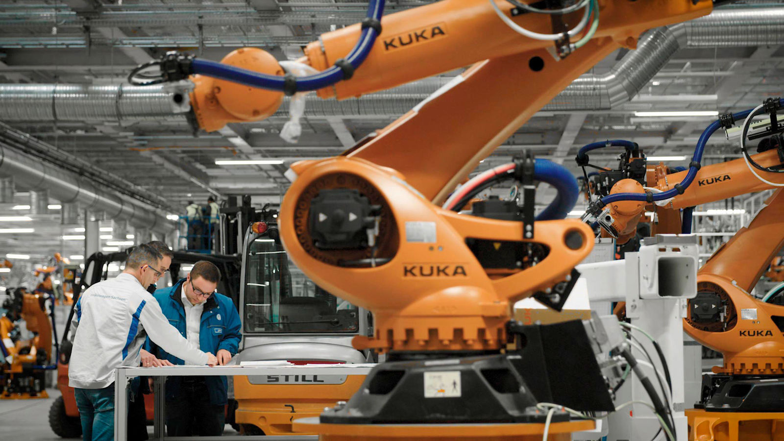 Story: „Alles über die modernste E-Auto-Fabrik Europas“