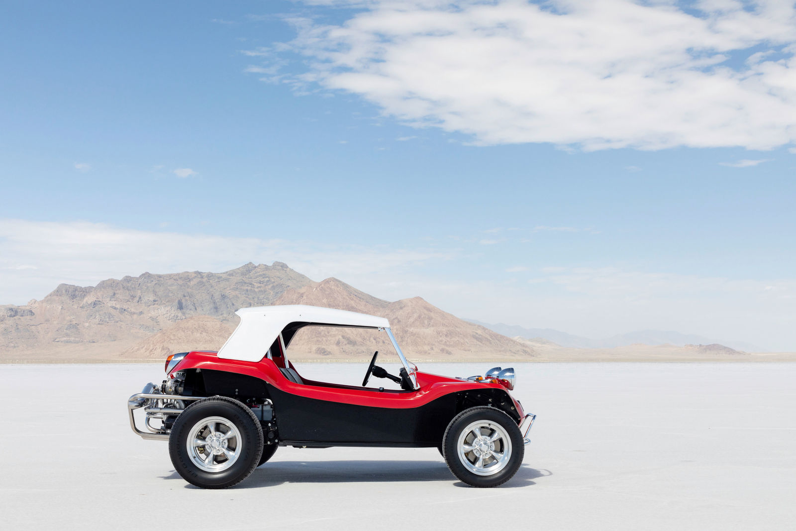 This beach buggy called Meyers Manx has been developed in the 1960s based on a Beetle chassis.