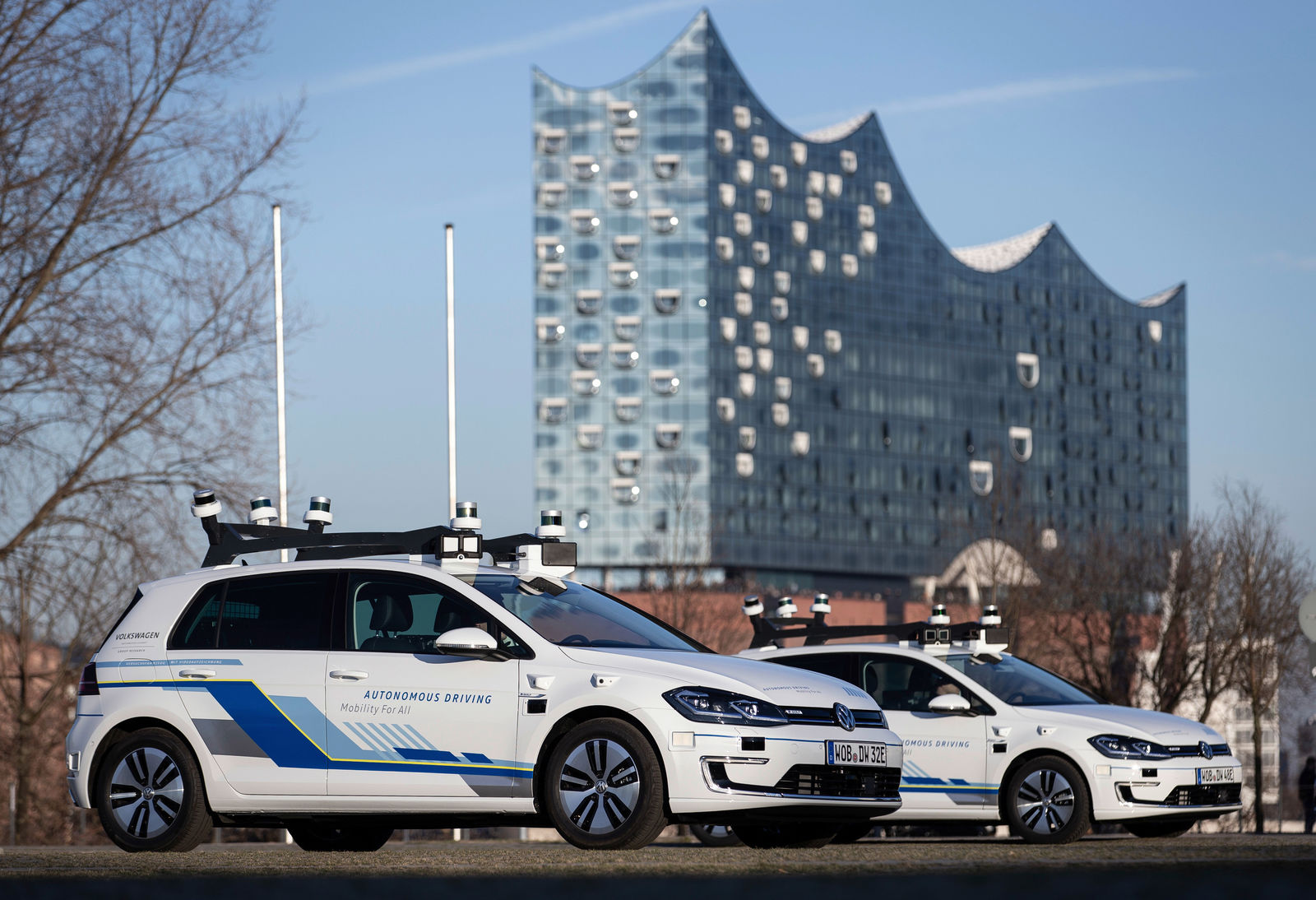 Volkswagen fährt vollautomatisiert in Hamburg