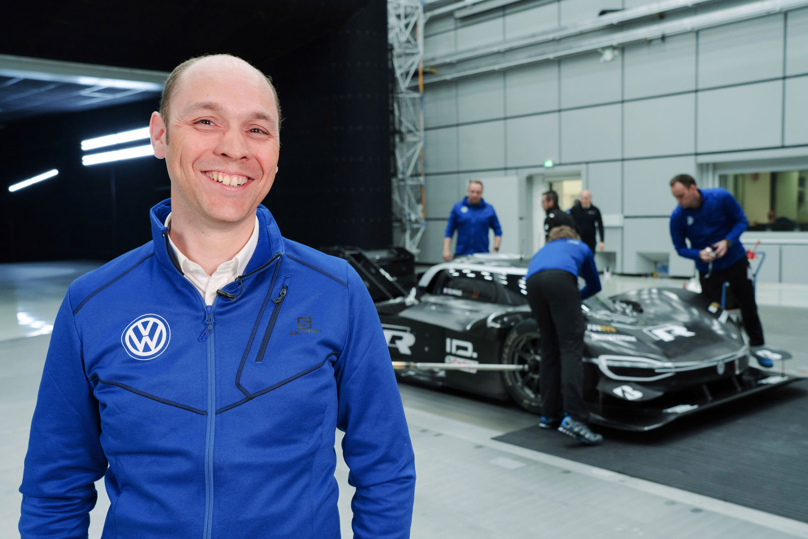 Volkswagen ID. R mit Formel-1-Technologie für optimale Aerodynamik
