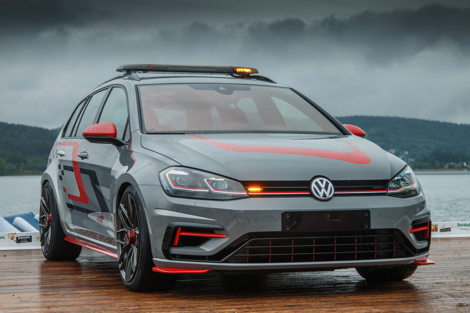 Double debut at the GTI gathering: Apprentices from Wolfsburg and Zwickau present self-developed Golf showcars Aurora and FighteR
