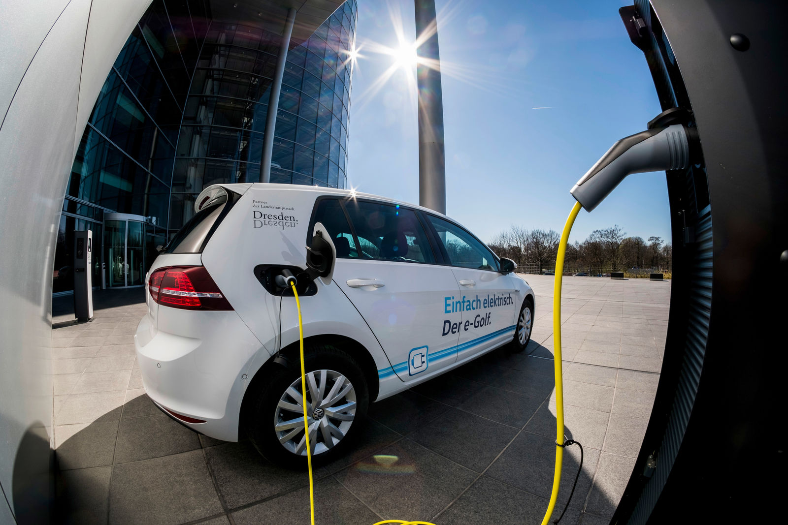 E-Mobilität: Volkswagen Sachsen baut Ladeinfrastruktur an seinen Standorten massiv aus
