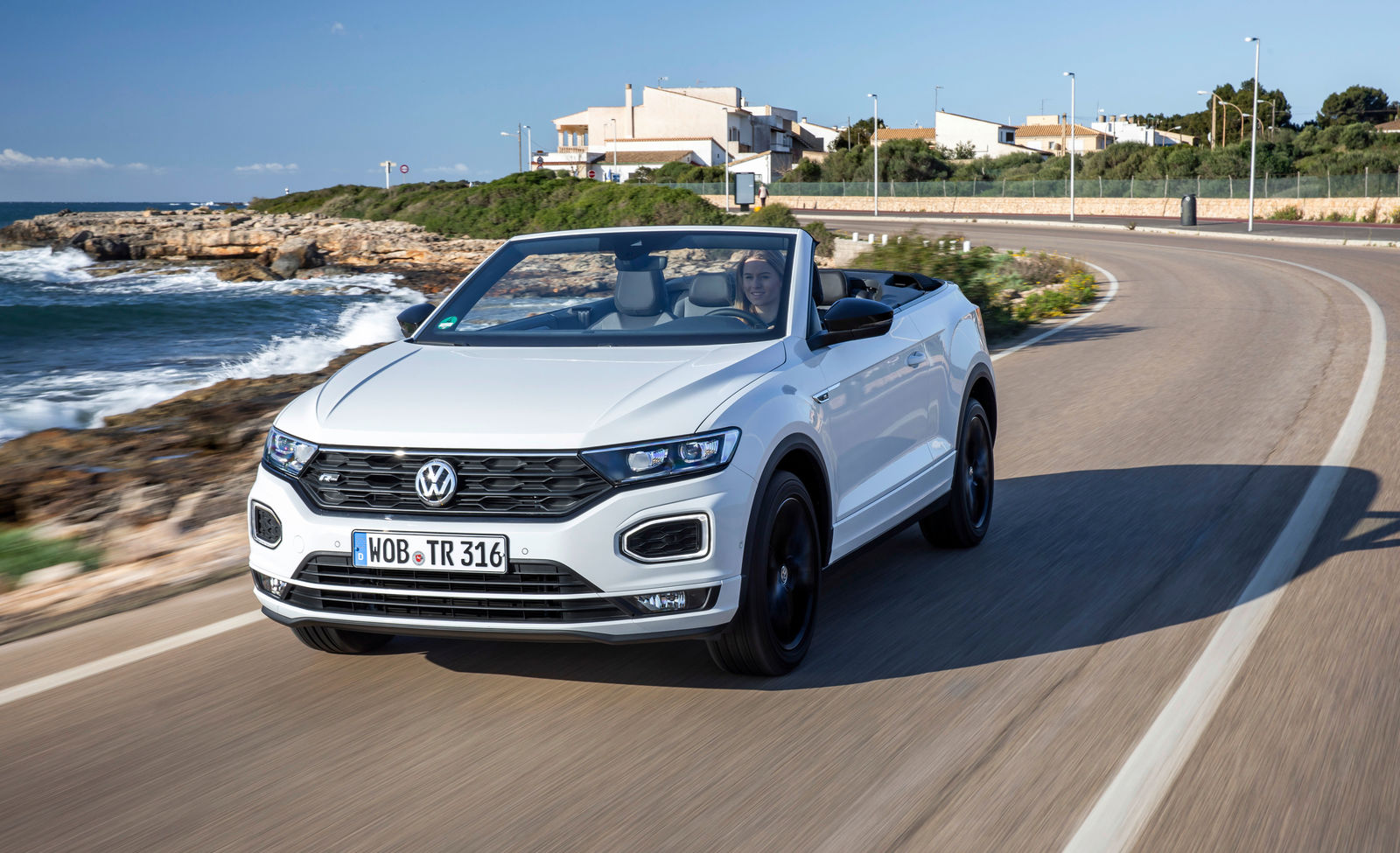 Volkswagen launches the all-new T-Roc Cabriolet