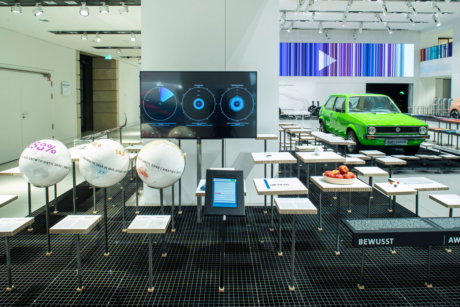 DRIVE. Volkswagen Group Forum in Berlin wieder geöffnet