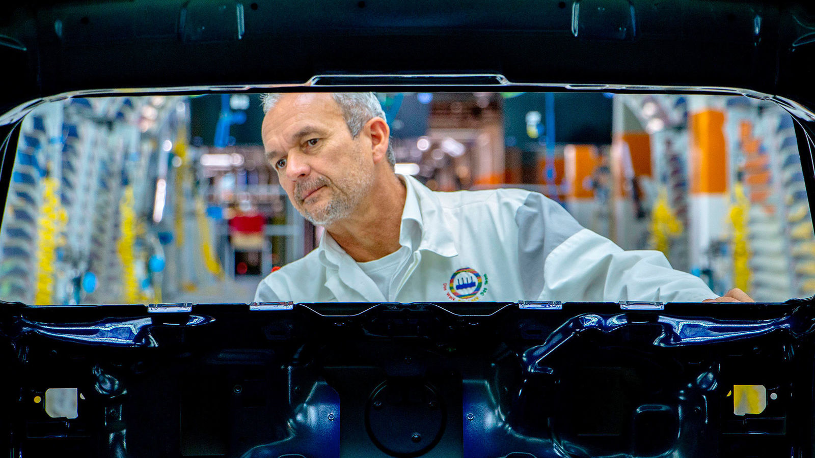 Story: "Start of the Variant: Wolfsburg plant builds the complete Golf family"