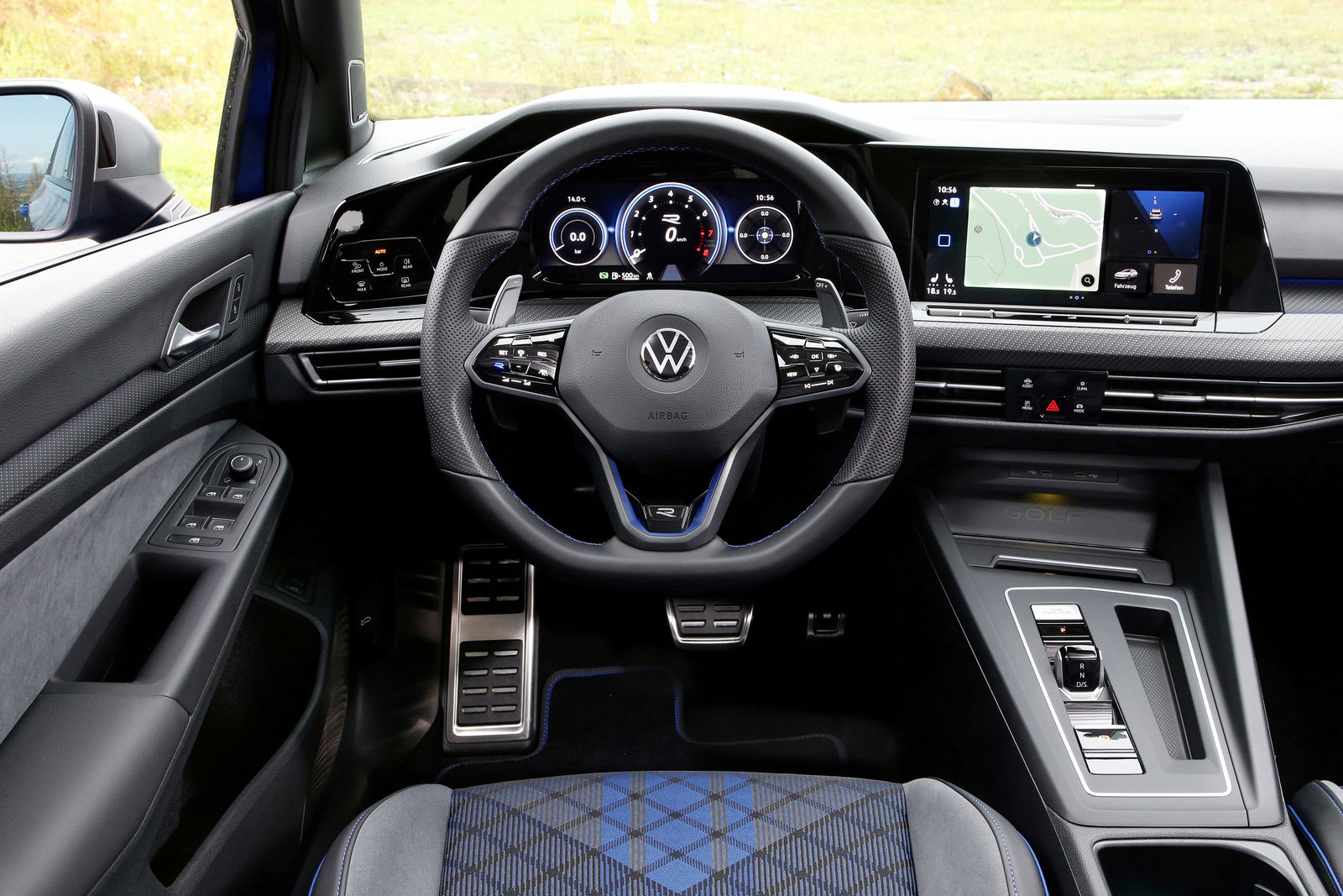 New VW Golf Estate revealed: we like big boots | CAR Magazine