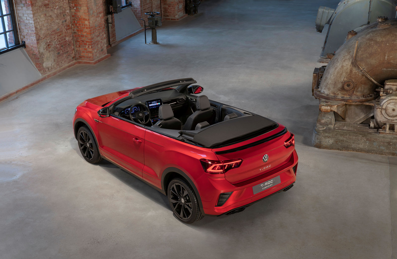 Enormous freedom: The new T-Roc Cabriolet